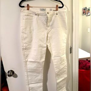 White Lucky Brand Jeans- Size 14